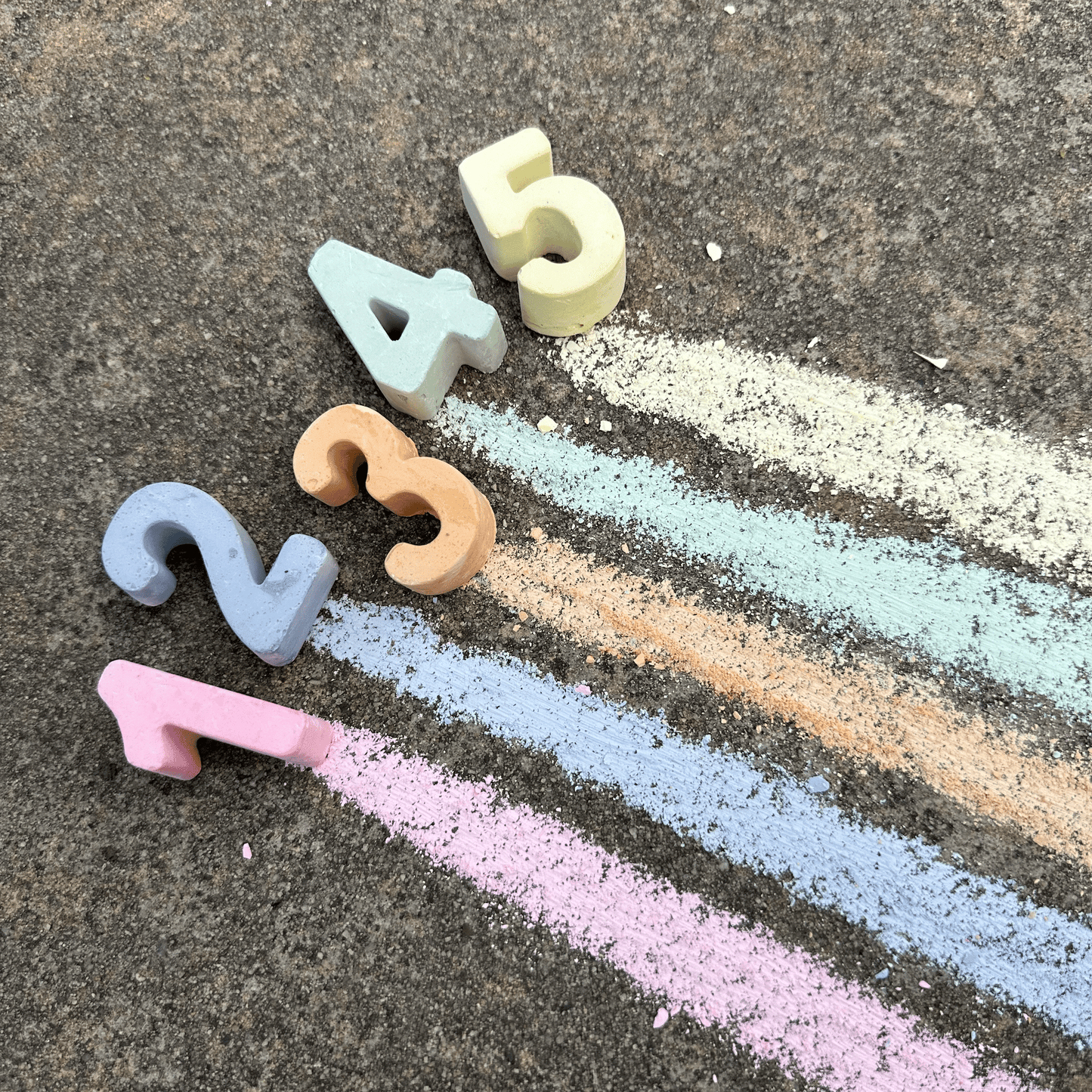 NUMBERS | HANDMADE SIDEWALK CHALK – TWEE