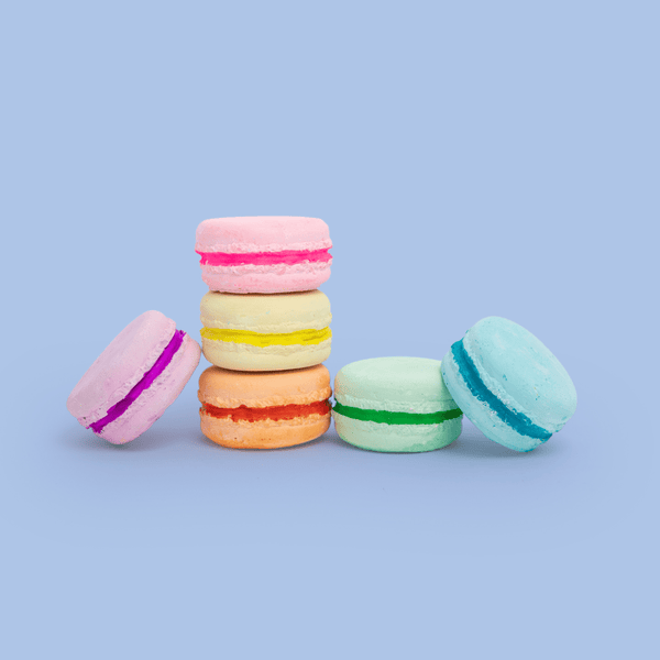 PETITE MACARONS | HANDMADE SIDEWALK CHALK – TWEE